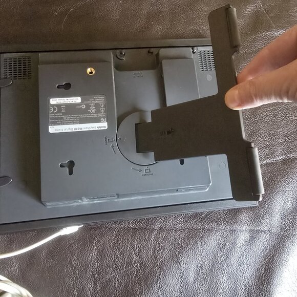 KODAK EasyShare M820 Digital Frame (working great) - Picture 10 of 10